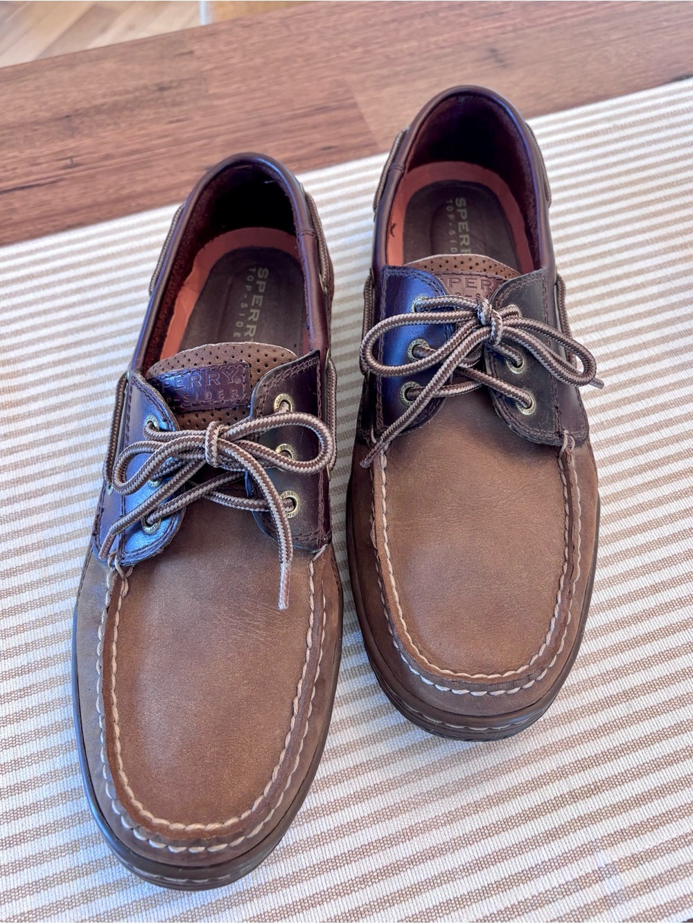 SPERRY Brown Leather Boat Shoes - Classic Men's Deck Shoes